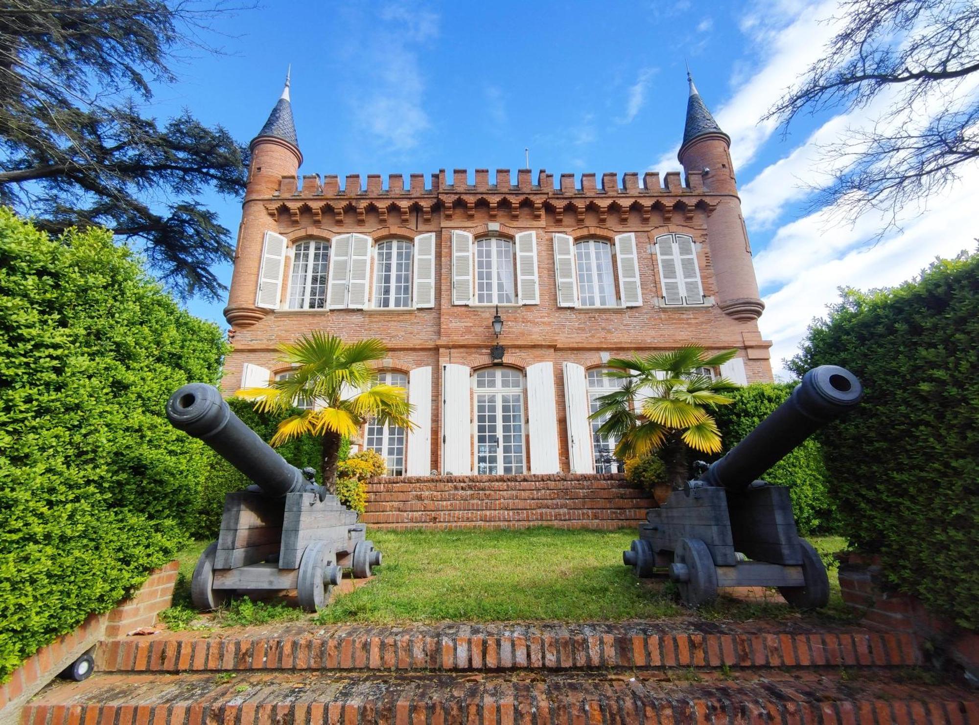 Chateau De Pys Guest House Latrape Exterior foto